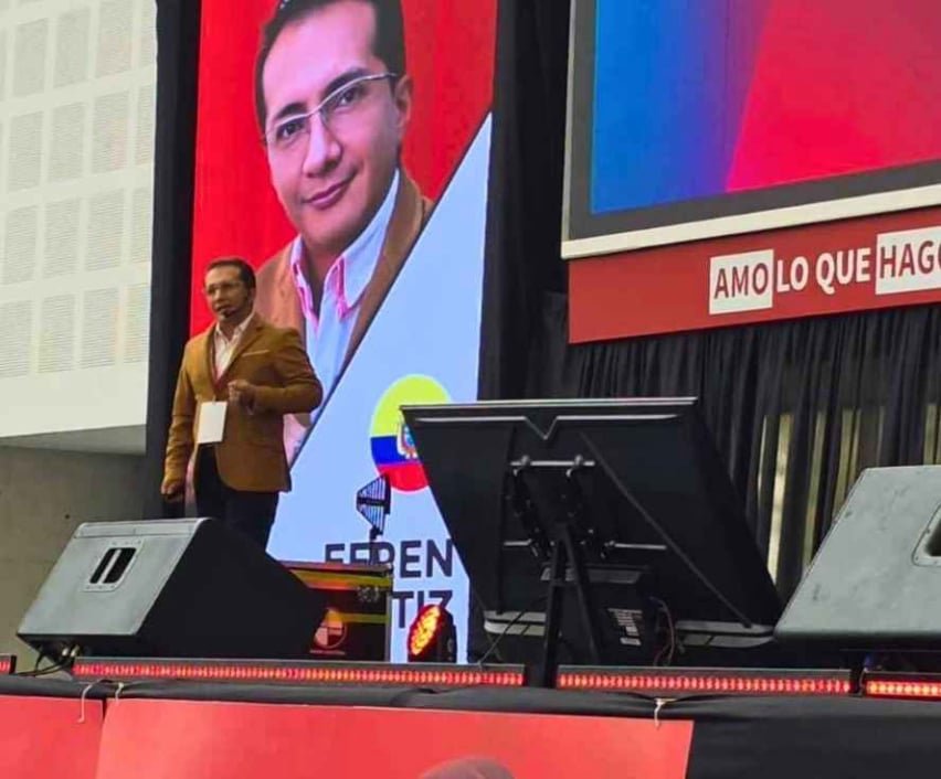 Efrén Ortiz - WebCongress