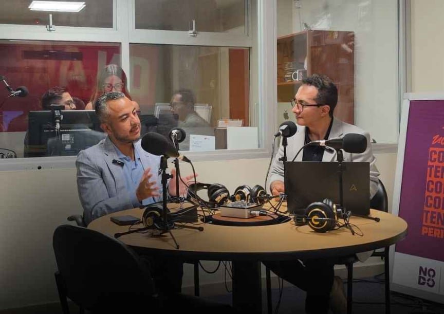Efrén Ortiz  en #ClickRadio #UDLA